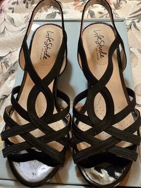 NEW! Life Stride Black Crisscross Slingback Heels